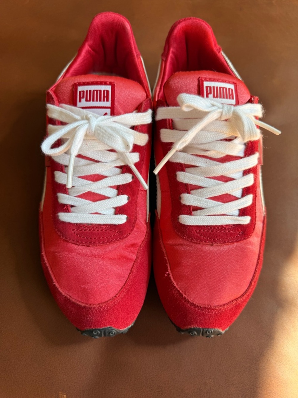 Rare Y2K Puma Red and White Retro Runner Sneakers